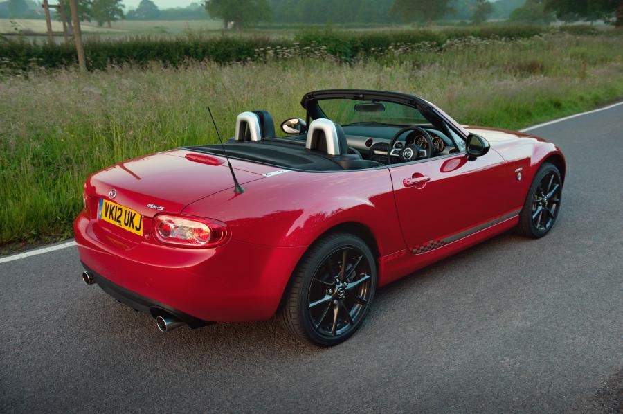  Mazda MX-5 Kuro 2012 года  (UK) (фото 47 из 54)